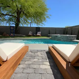Holiday home Buddha Gem, 6 Bed Luxury With Pool Hot Tub Game And Much, Las Vegas
